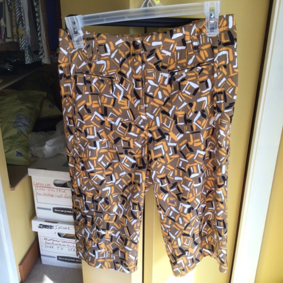 2 pieces! Daily short sleeve  golf/pickleball top (sm) & Jamie Sadock capris(2) - Picture 4 of 4